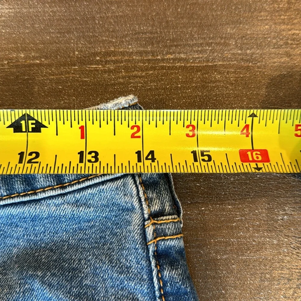 Free People We the Free Distressed High Waisted Denim Jean Shorts size 27 CRVY